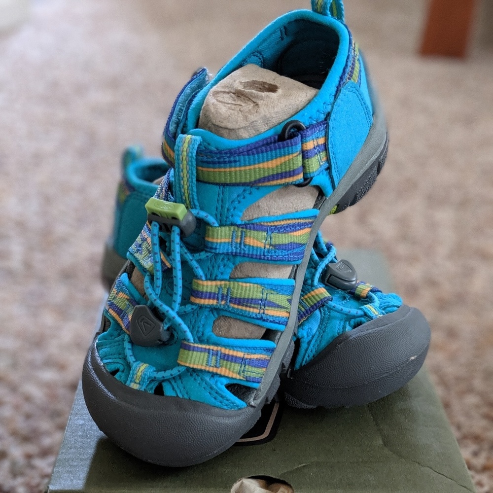 Keen Newport H2 toddler size 12 (capri breeze)